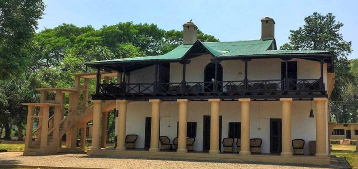 rest house in jim corbett